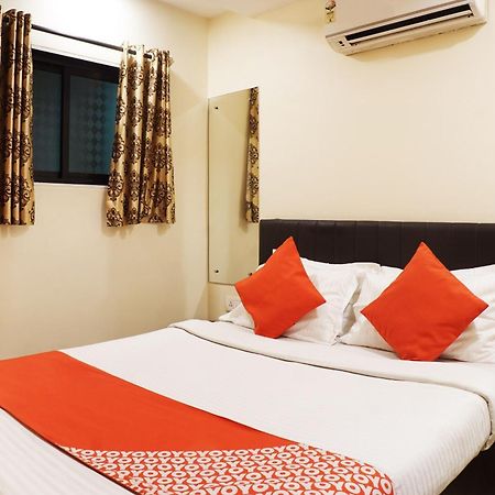 Oyo Hotel Paradise Mumbai  Buitenkant foto